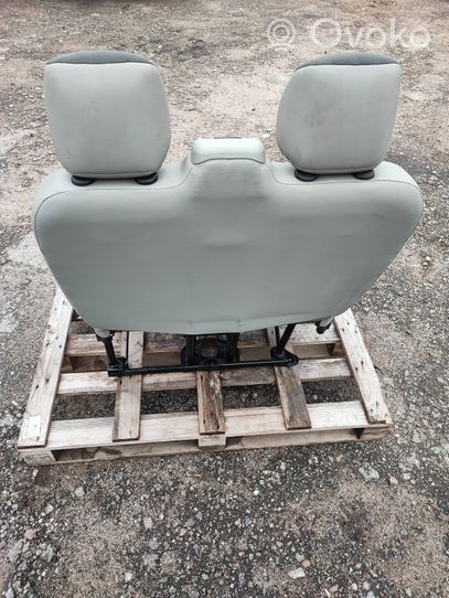 Opel Vivaro Front double seat 