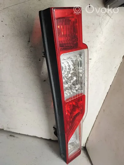 Opel Movano B Rear/tail lights 