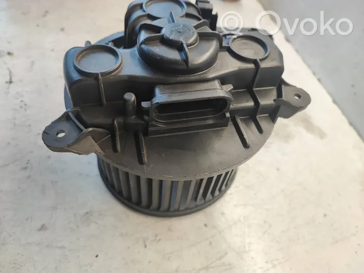 Renault Trafic II (X83) Ventola riscaldamento/ventilatore abitacolo X83N100827N