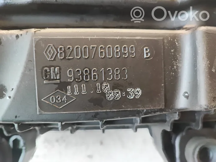 Opel Vivaro Obudowa filtra powietrza 8200760899B