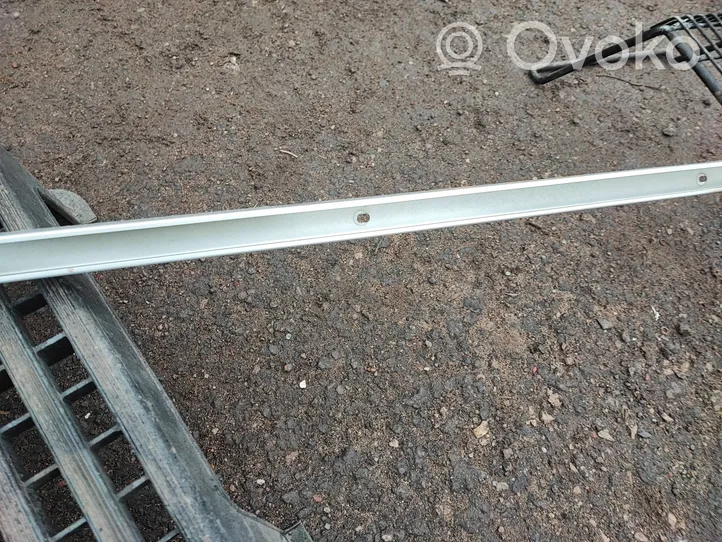 Renault Trafic III (X82) Rail supérieur de porte coulissante 8200154870