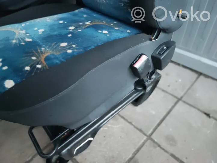 Opel Movano B Sedile anteriore del passeggero 