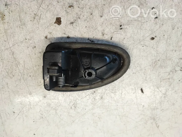 Opel Vivaro Maniglia interna per portiera anteriore 7700423887