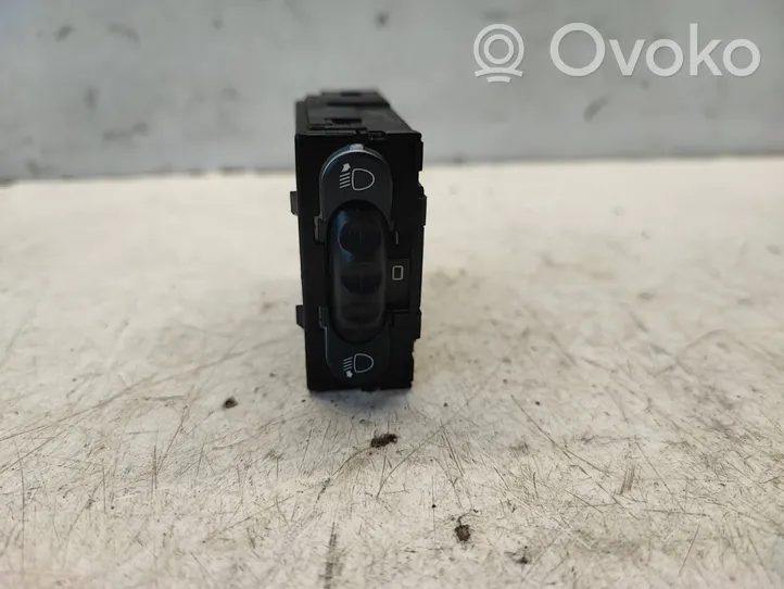 Opel Vivaro Headlight level height control switch 8200022569