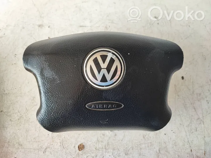 Volkswagen Golf IV Ohjauspyörän turvatyyny 3B0880201AM