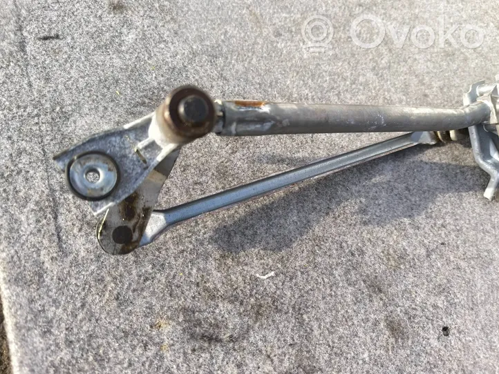 Ford Mustang VI Front wiper linkage and motor W000048326