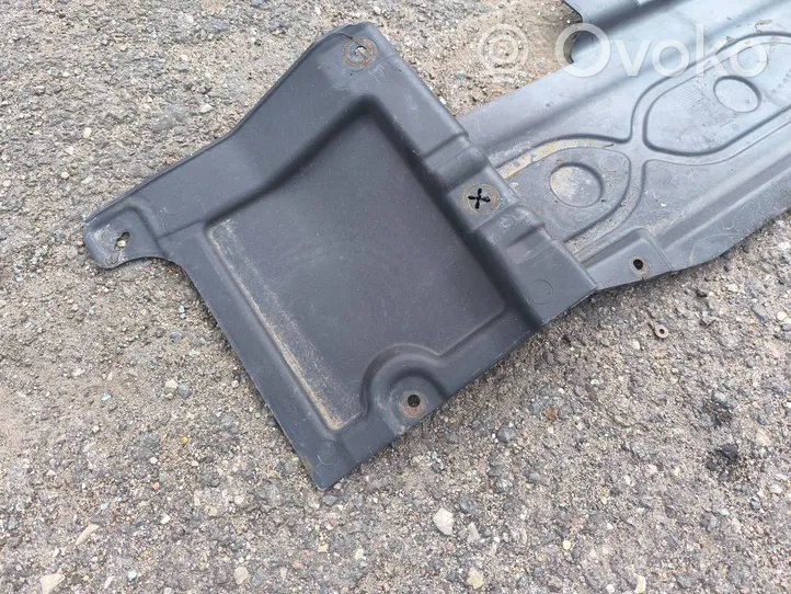 Volkswagen Multivan T5 Rear underbody cover/under tray 7H0825193A