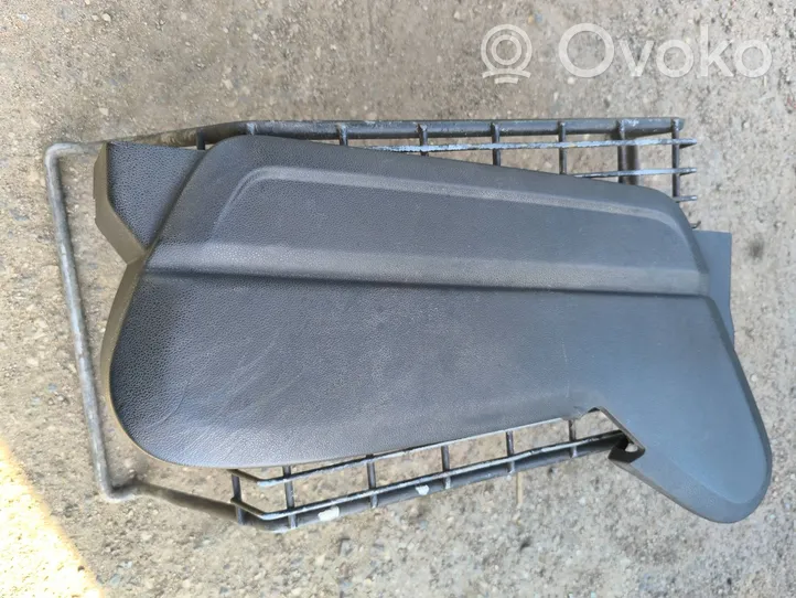 Mercedes-Benz Sprinter W906 Moldura del asiento 010096