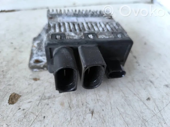 Volkswagen Transporter - Caravelle T5 Coolant fan relay 7H0919506F