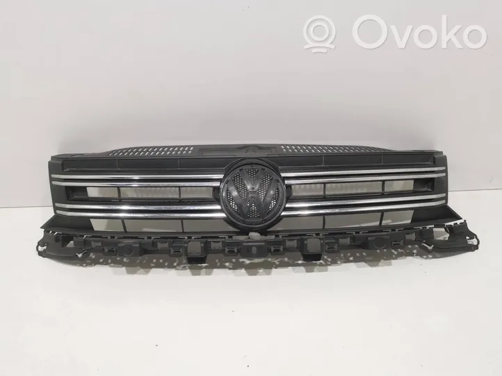 Volkswagen Tiguan Etupuskurin ylempi jäähdytinsäleikkö 5n0853653e