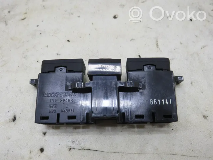 Honda Civic IX Autres commutateurs / boutons / leviers M48871