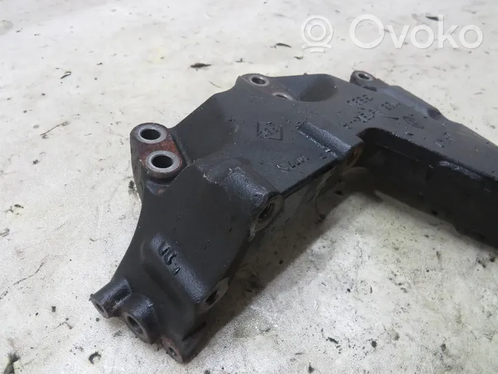 Nissan X-Trail T32 Engine mounting bracket 112319818R