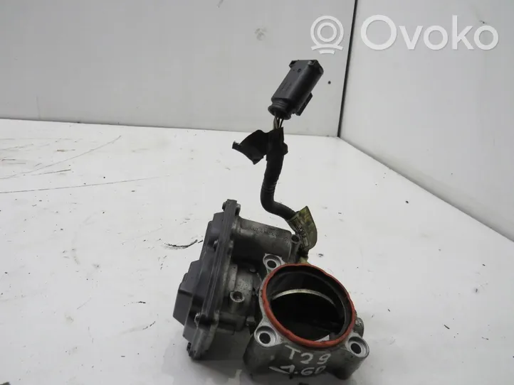 Toyota Avensis T270 Throttle valve 3465672