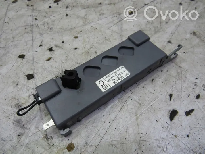 Jaguar XJ X351 Antenna control unit AW93-18C847-CB