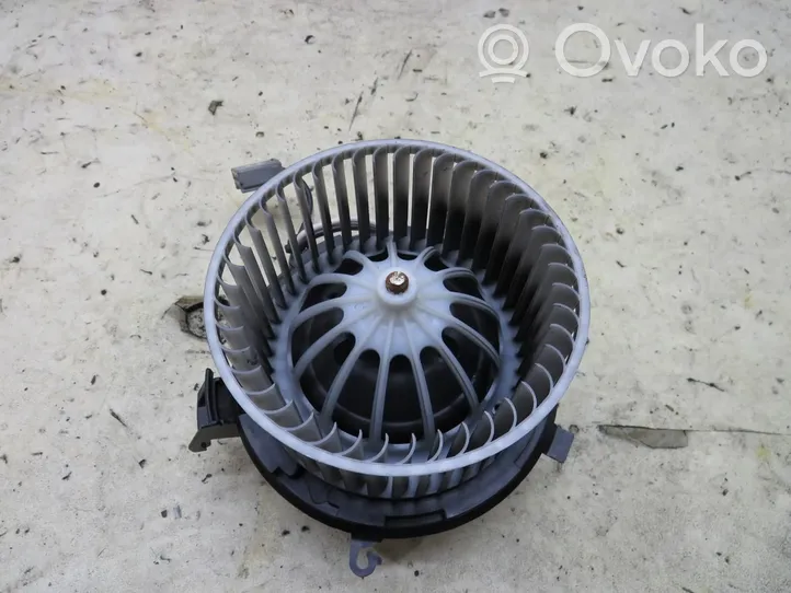 Opel Zafira C Heater fan/blower U7254002