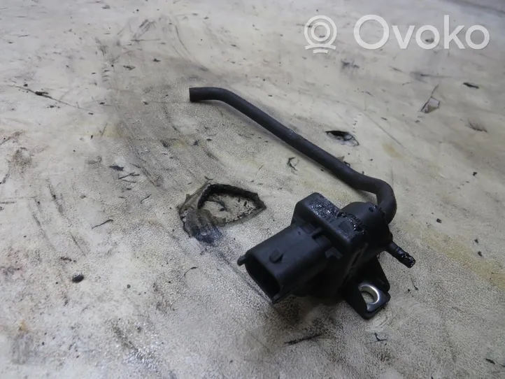 Opel Zafira C Valve vacuum 55574896