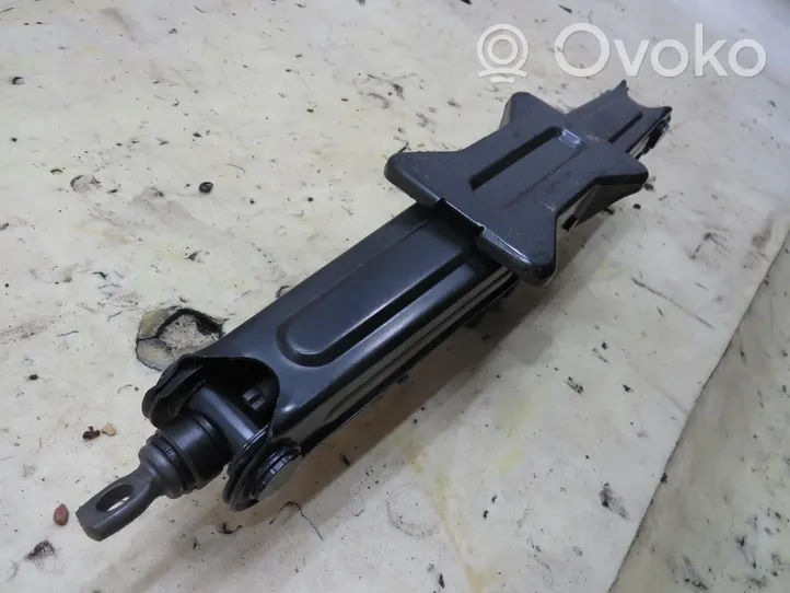 Nissan X-Trail T32 Lift Jack 