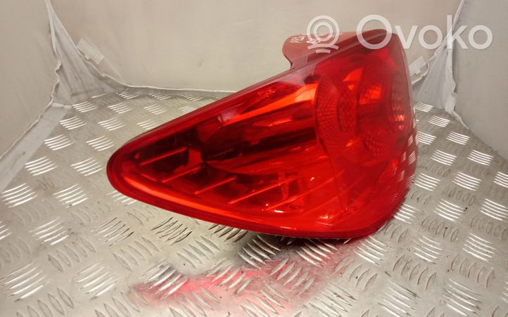 Peugeot 307 Lampa tylna 557676B