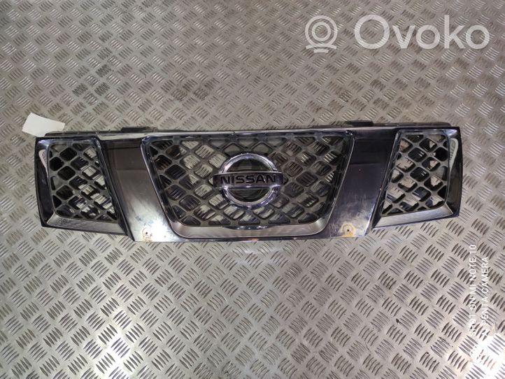 Nissan Navara D40 Front bumper upper radiator grill 310EB400