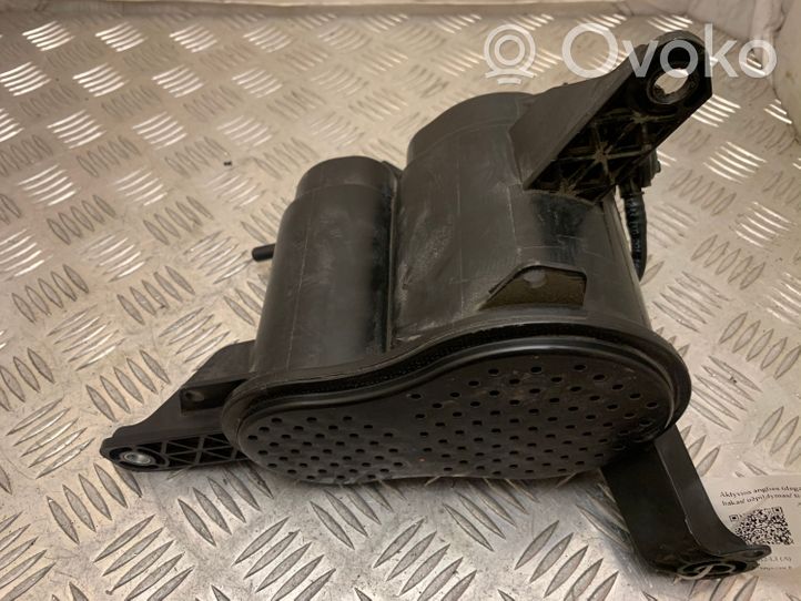 Audi A8 S8 D4 4H Active carbon filter fuel vapour canister 8K0201799G