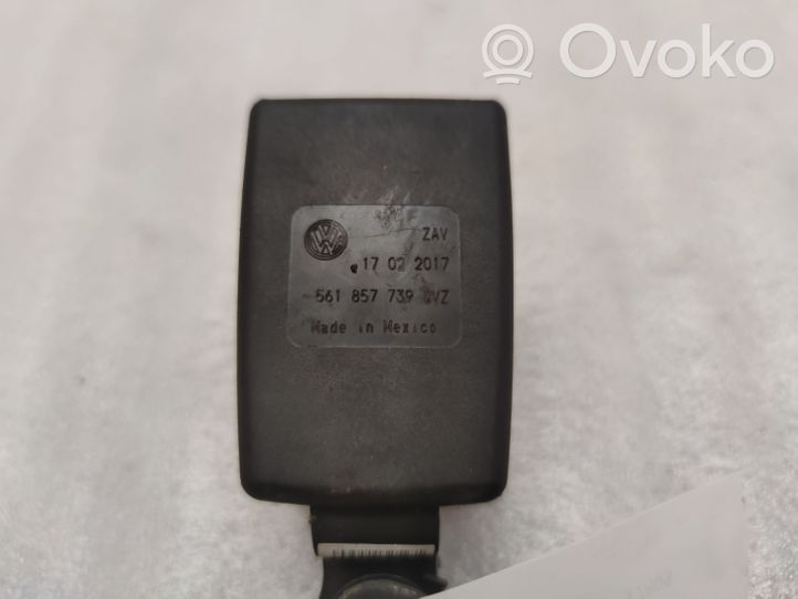 Volkswagen PASSAT B8 USA Klamra środkowego pasa bezpieczeństwa fotela tylnego 561857739