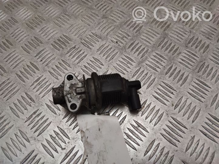 Volkswagen Golf V EGR valve 06A131501J