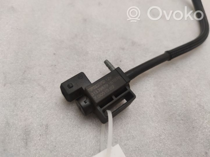 Volvo XC60 Vacuum valve 31339879