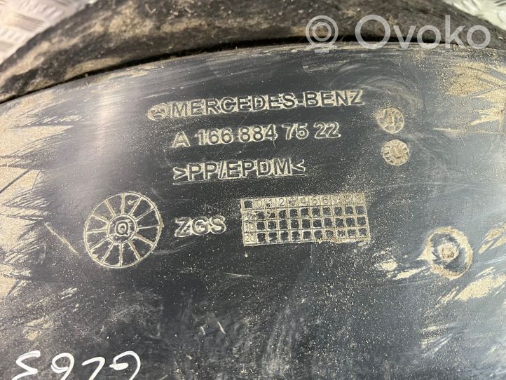 Mercedes-Benz GL X166 Revestimientos de la aleta guardabarros antisalpicaduras trasera A1668847522