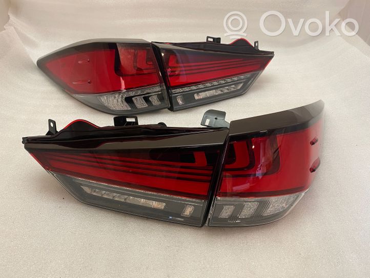 Lexus RX 450H Rear/tail lights set 