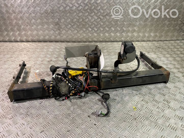 Toyota C-HR Set barra di traino PW96010000