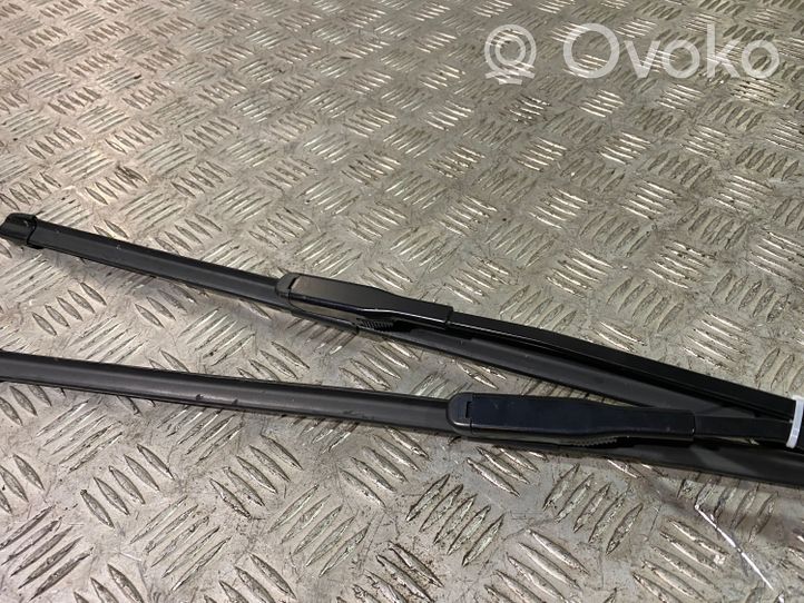 Ford Kuga III Front wiper blade arm LJ6B17527AA