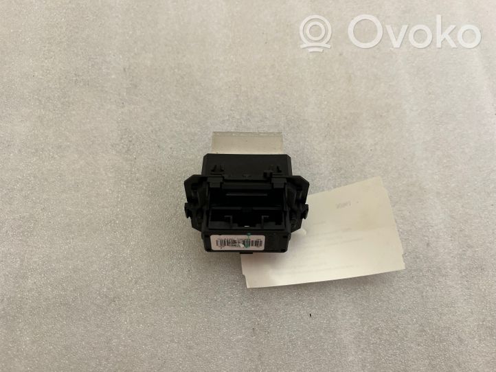 Toyota C-HR Résistance moteur de ventilateur de chauffage T1033100Q