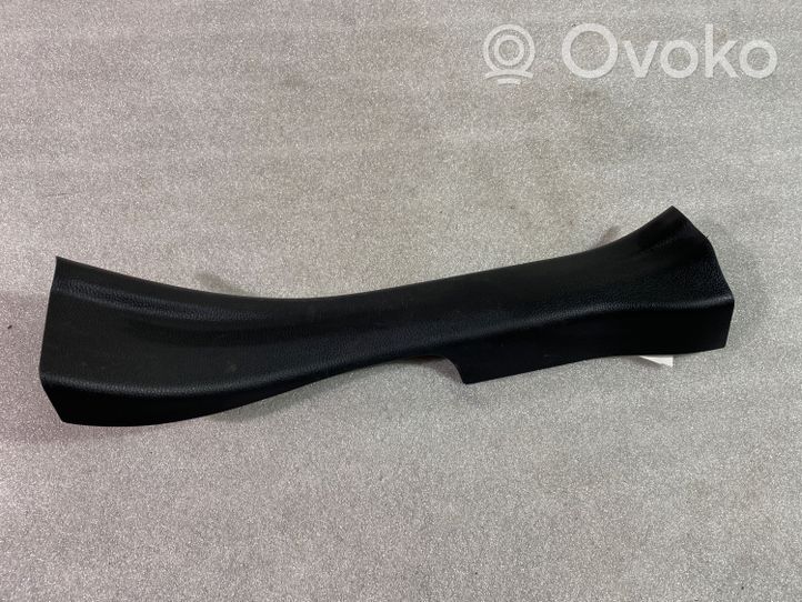 Toyota RAV 4 (XA50) Garniture de marche-pieds arrière 6791842110