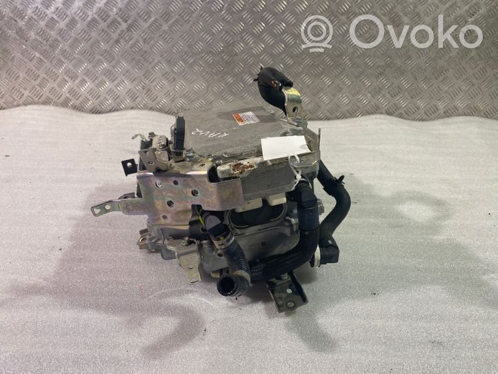 Toyota RAV 4 (XA40) Voltage converter inverter G92A042030