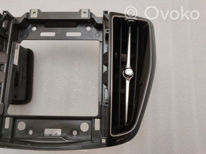 Volvo XC60 Dash center air vent grill 31417738