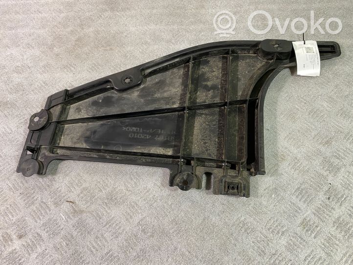 Toyota RAV 4 (XA50) Protection inférieure latérale 5816742010