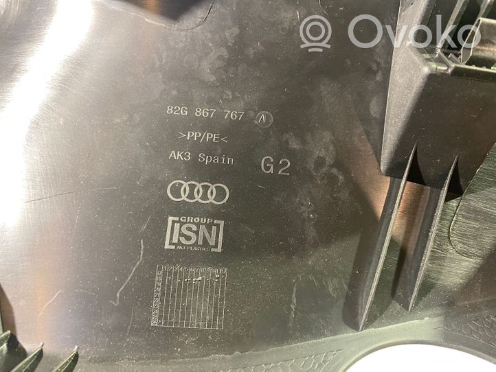 Audi A1 Garniture panneau latérale de siège arrière 82G867767A