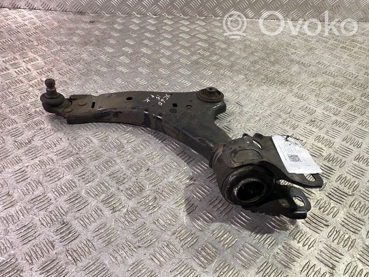 Volvo XC60 Front lower control arm/wishbone 