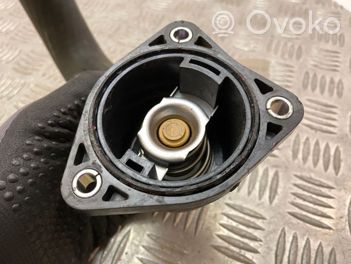 Toyota C-HR Boîtier de thermostat / thermostat 