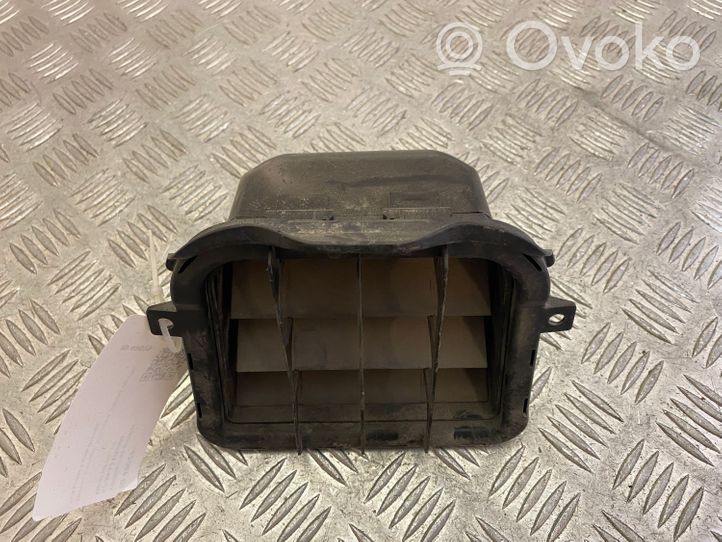 Audi Q5 SQ5 Válvula de presión del panel lateral trasero 8K0819161C