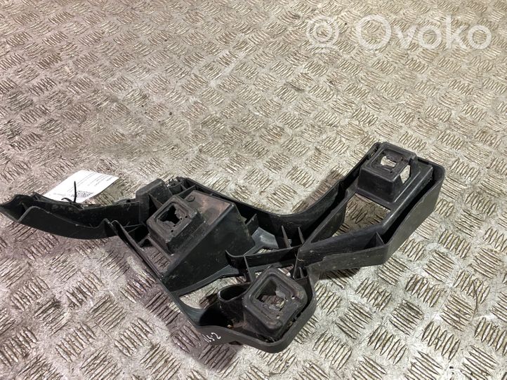 Mercedes-Benz GLS X166 Soporte de montaje del parachoques trasero A1668850465