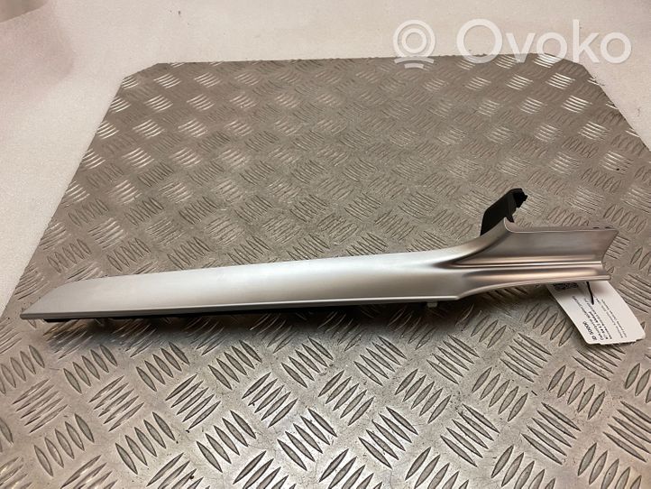 Mercedes-Benz GLC X253 C253 Rivestimento del vano portaoggetti del cruscotto A2536809500