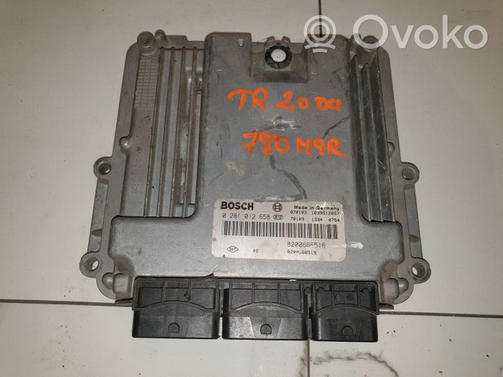 Renault Trafic II (X83) Sterownik / Moduł ECU 8200666516