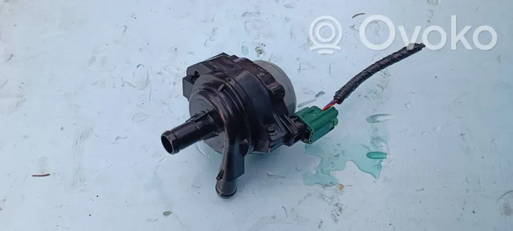 Renault Master III Water pump 210109597R