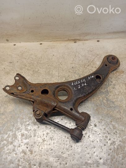 Toyota Avensis T220 Front lower control arm/wishbone 