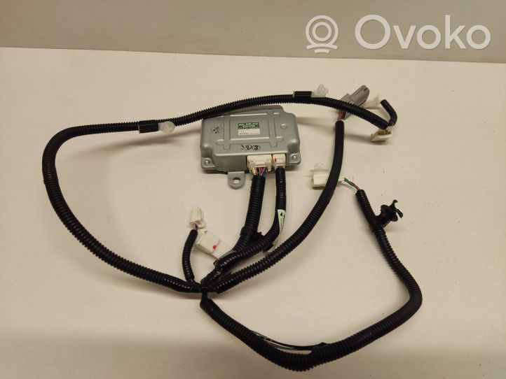 Lexus RX 450H Modulo di controllo della batteria 8989248040