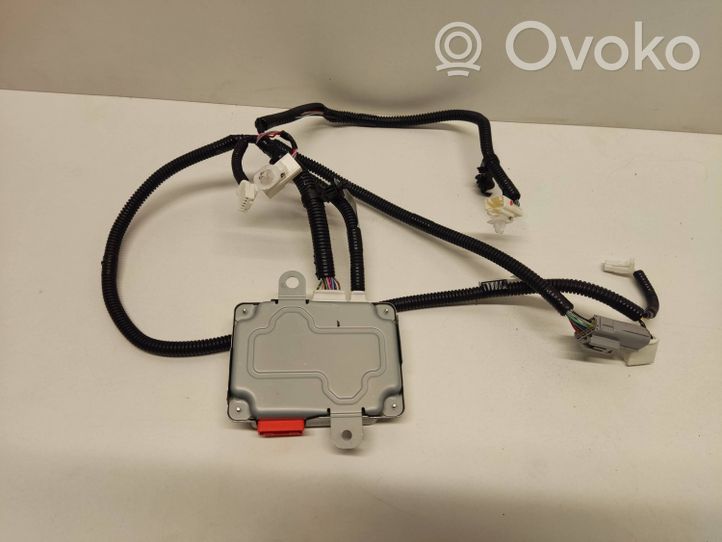 Lexus RX 450H Modulo di controllo della batteria 8989248040