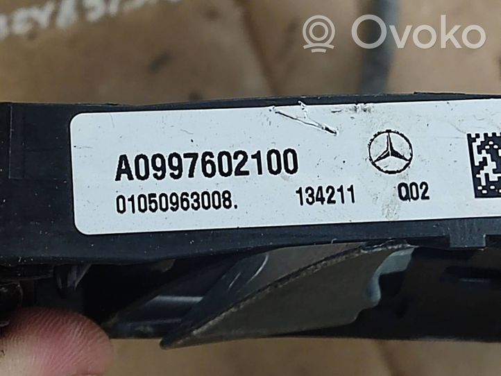 Mercedes-Benz S W222 Priekinė durų spyna A2227203735