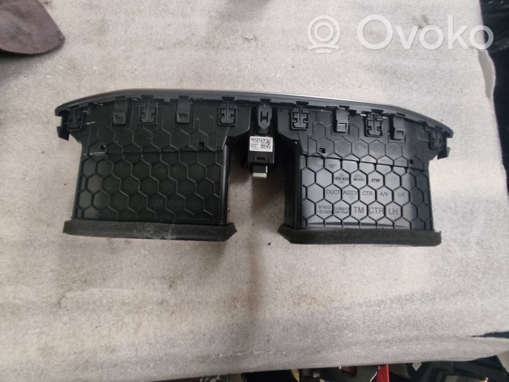 Hyundai Santa Fe Dash center air vent grill 97410-s1000