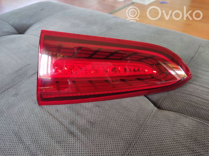 Hyundai Santa Fe Tailgate rear/tail lights 